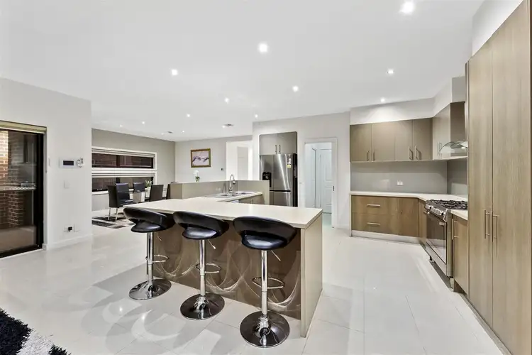 Fifth view of Homely house listing, 9 Braeside Walk, Caroline Springs VIC 3023