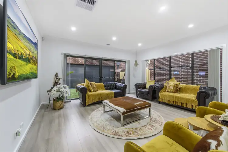 Fifth view of Homely house listing, 17 Leichhardt Avenue, Burnside Heights VIC 3023