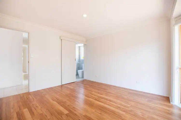 Fourth view of Homely house listing, 4 Edgeworth Place, Helensvale QLD 4212