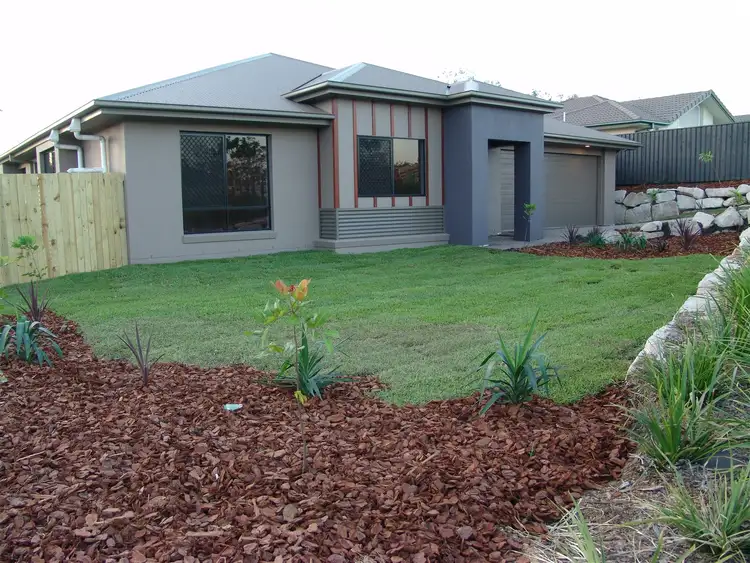 16 Jeff Collins Circuit, Bellbird Park QLD 4300