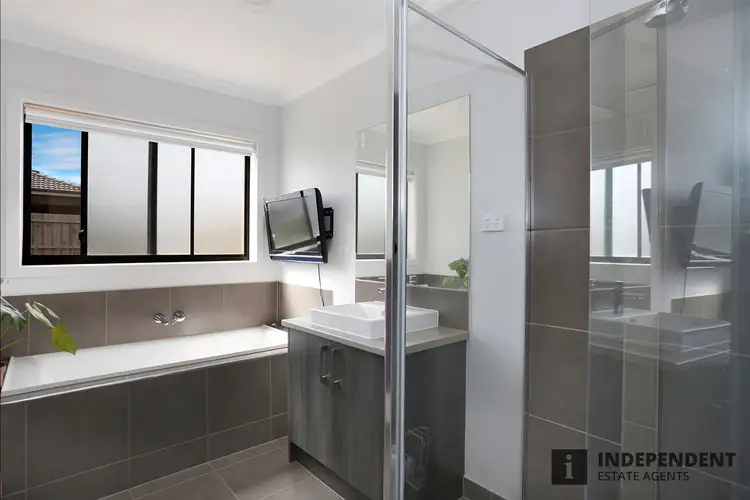 Seventh view of Homely house listing, 26 Toolern Waters Drive, Weir Views VIC 3338