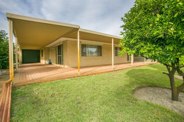 30 Arlunya Avenue