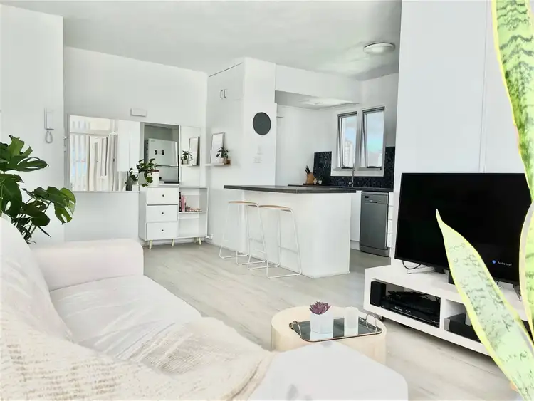 Fourth view of Homely unit listing, 7a/34 Hanlan Street, Surfers Paradise QLD 4217