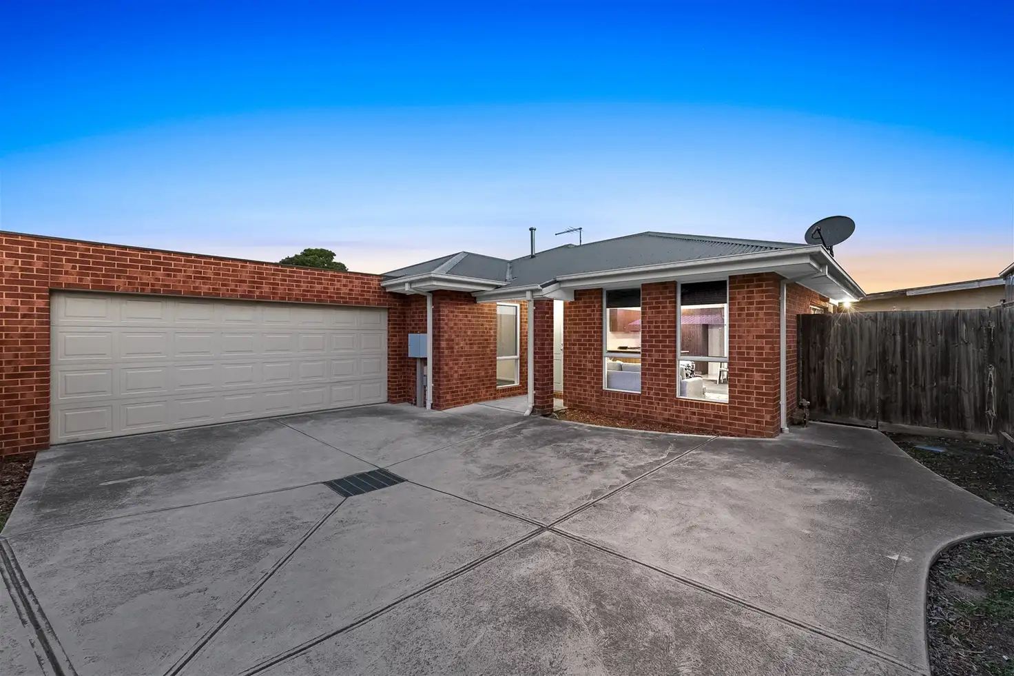 Main view of Homely unit listing, 2/21 Biggs Street, St Albans VIC 3021