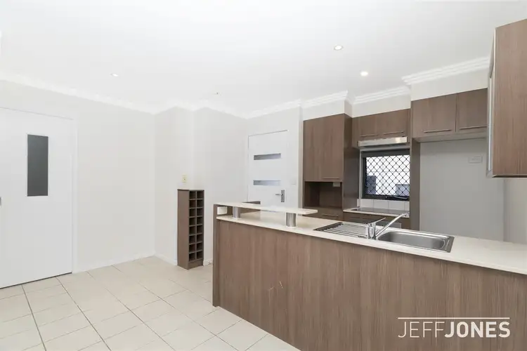 Main view of Homely townhouse listing, 7/127 Ekibin Road, Annerley QLD 4103