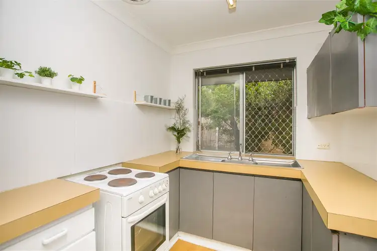 Sixth view of Homely villa listing, 16/15 HASTINGS STREET, Scarborough WA 6019