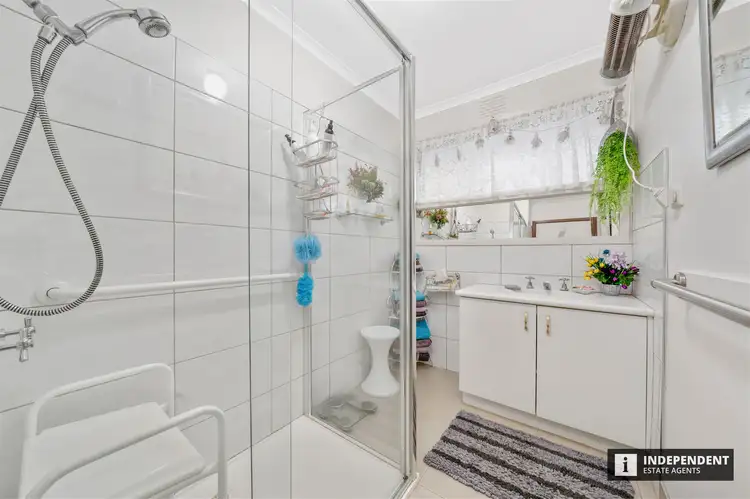 Sixth view of Homely house listing, 5 Harrison Dr, Cranbourne VIC 3977