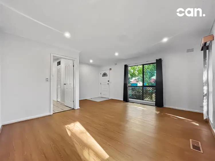 27 Folkstone Crescent, Ferntree Gully VIC 3156