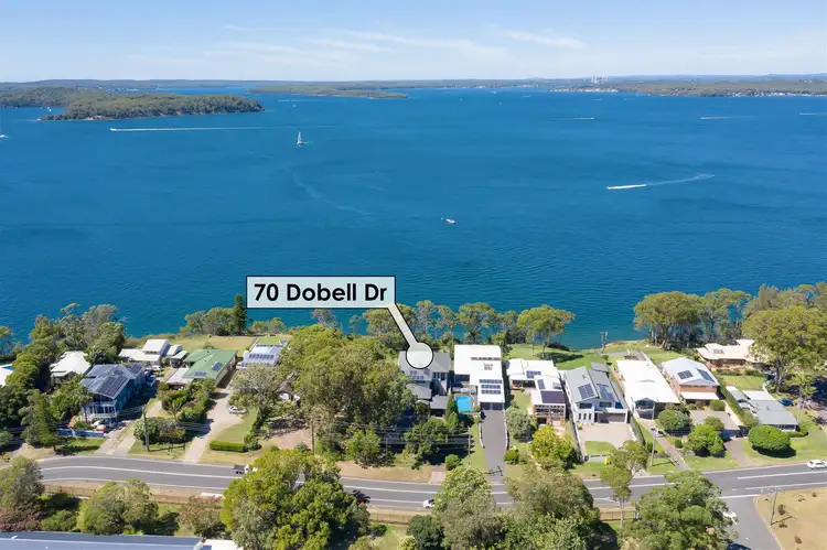70 Dobell Drive, Wangi Wangi NSW 2267