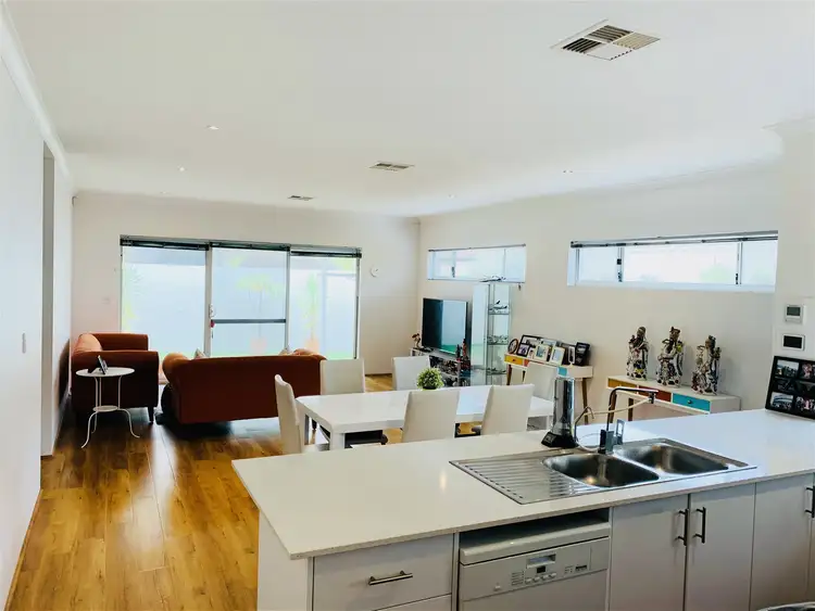 Fourth view of Homely house listing, 237 Grand Promenade, Doubleview WA 6018