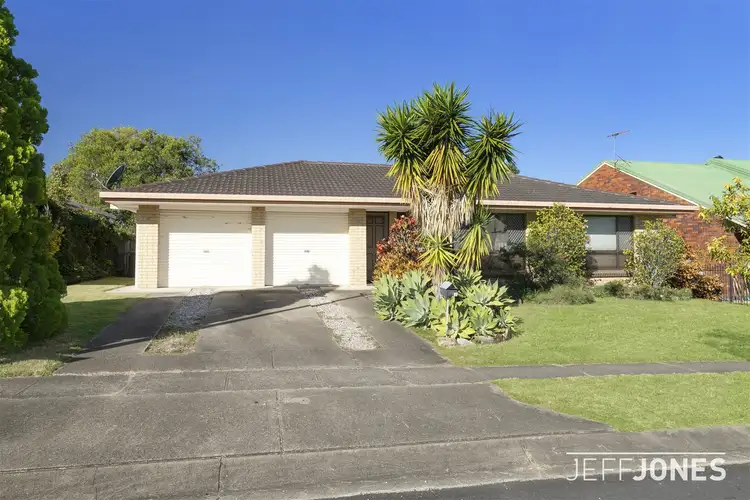 32 Bedivere Street, Carindale QLD 4152