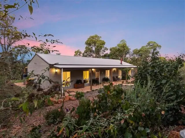 124 Lillie Road, Gidgegannup WA 6083