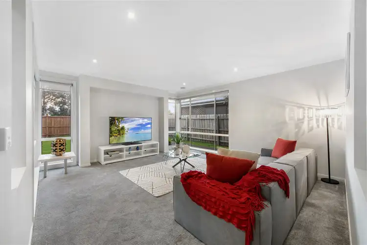 Second view of Homely house listing, 7 Brunswick Place, Taylors Hill, Taylors Hill VIC 3037