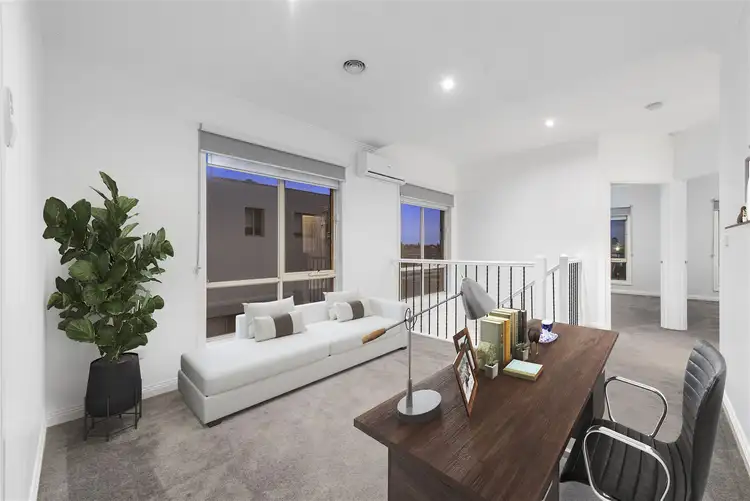 Fifth view of Homely house listing, 19 Marylou Court, Delahey VIC 3037