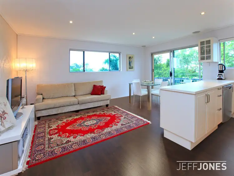 5/8 Barradine Street, Greenslopes QLD 4120