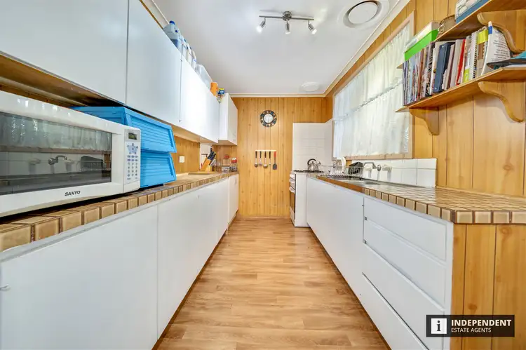 Sixth view of Homely house listing, 48 Valepark Cres, Cranbourne VIC 3977