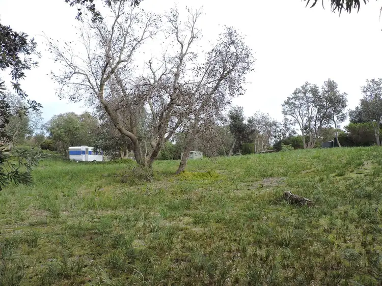 33 Golden Beach Drive, Golden Beach VIC 3851