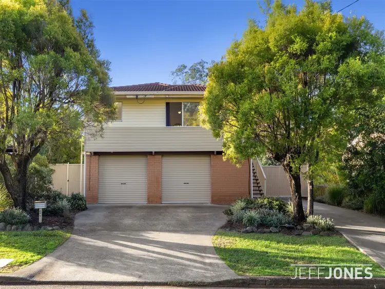 19 Charles Canty Drive, Wellington Point QLD 4160