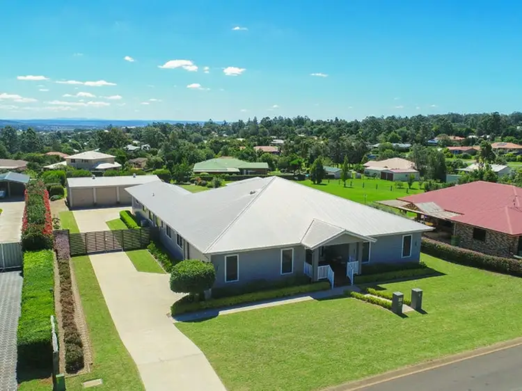 9 Cole Drive, Highfields QLD 4352