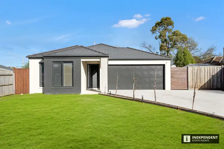 54 Loch Street, Cranbourne VIC 3977