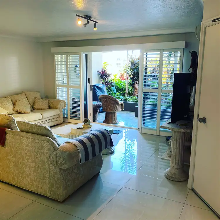 9/22 Jennifer Avenue, Runaway Bay QLD 4216