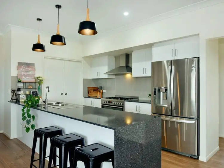 Third view of Homely house listing, 5 Wedgetail Drive, Highfields QLD 4352