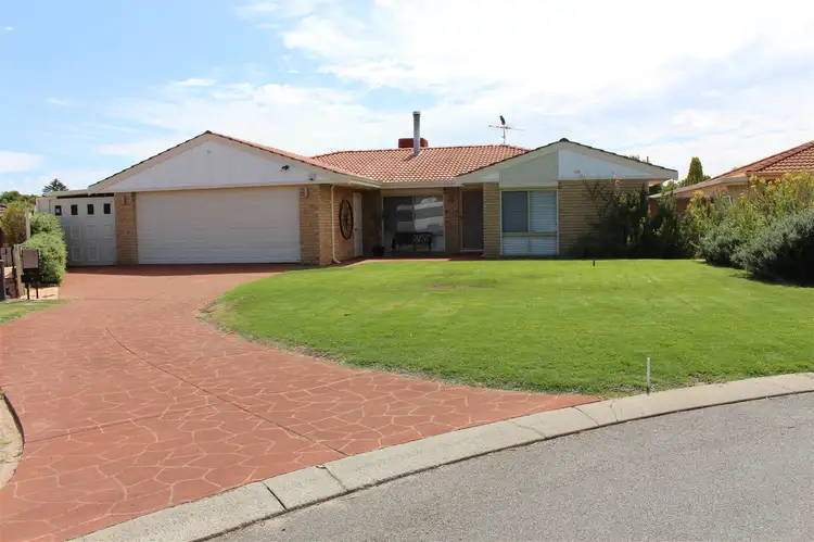 9 Lima Close, Warnbro WA 6169