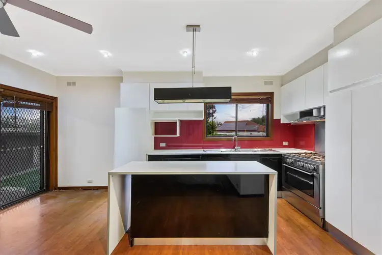 Fifth view of Homely house listing, 17 Siri Court, Kings Park VIC 3021