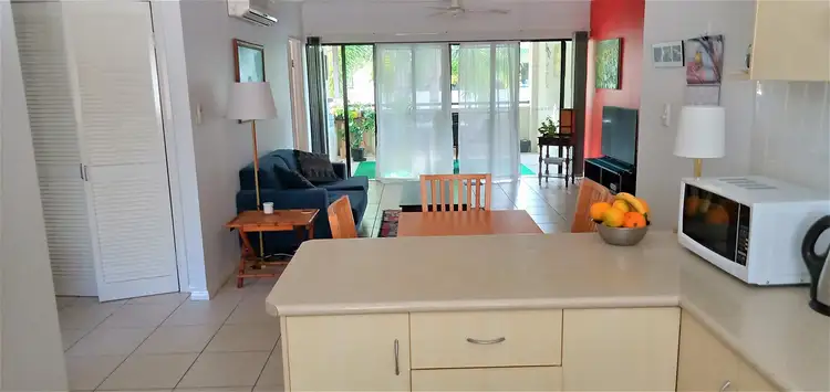 Fifth view of Homely unit listing, 16/10-12 Oyster Crt, Trinity Beach QLD 4879