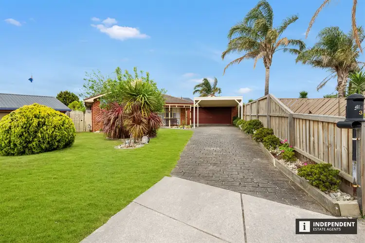 Second view of Homely house listing, 3 Alpha Close, Hampton Park VIC 3976