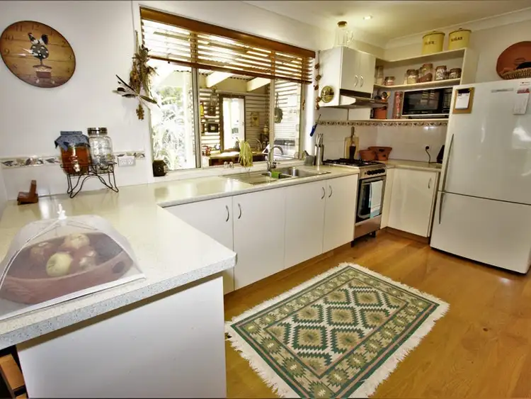 Seventh view of Homely house listing, 5 Moonah St, Coochiemudlo Island QLD 4184