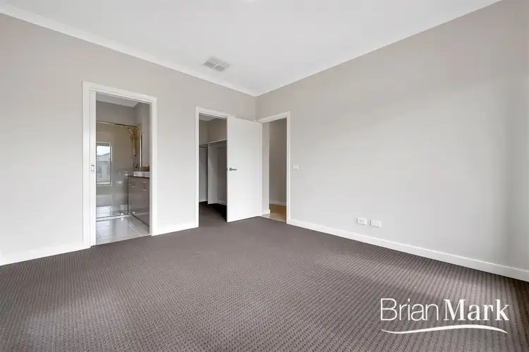 Seventh view of Homely house listing, 15 Dawley Circuit, Werribee VIC 3030