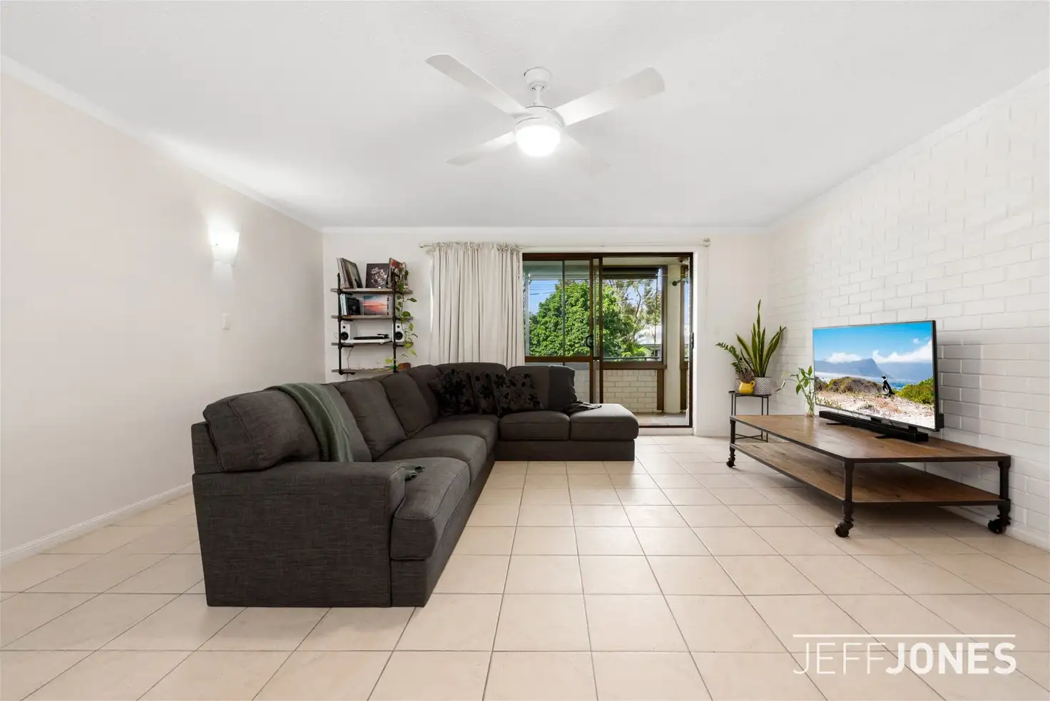 Main view of Homely unit listing, 1/36 Rolle Street, Holland Park West QLD 4121