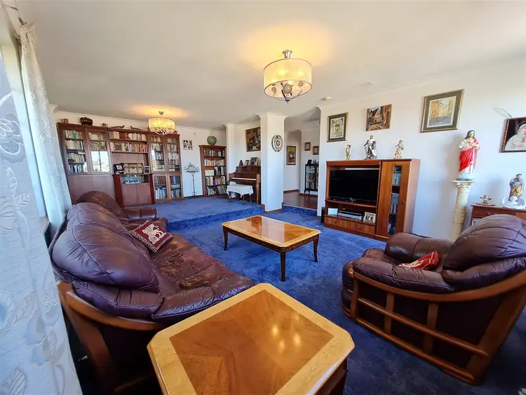 Sixth view of Homely house listing, 5 Lakehill Gardens, Edgewater WA 6027