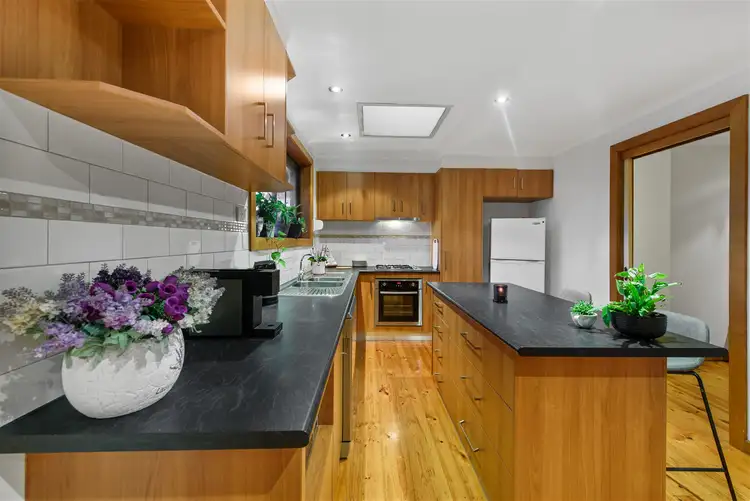 Fourth view of Homely house listing, 5 Bella Court, St Albans VIC 3021