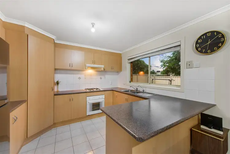 Fifth view of Homely unit listing, 1/15 Brindalee Way, Hillside VIC 3037
