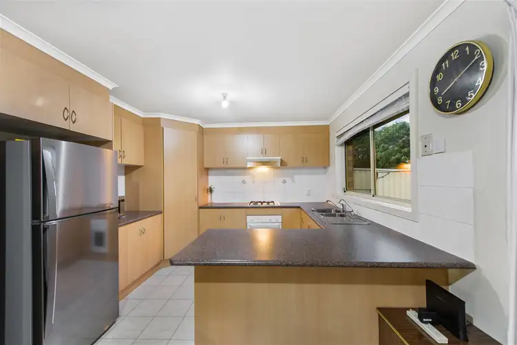 Sixth view of Homely unit listing, 1/15 Brindalee Way, Hillside VIC 3037
