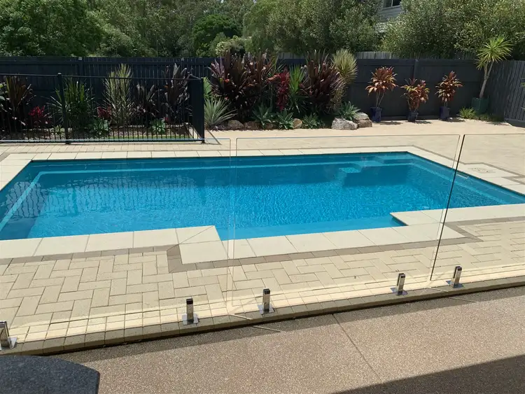 8 Katandra Street, Point Vernon QLD 4655