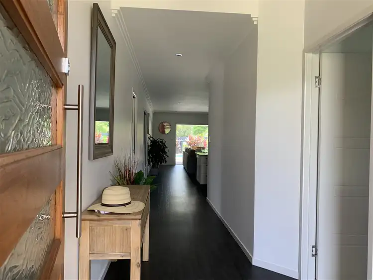 Third view of Homely house listing, 8 Katandra Street, Point Vernon QLD 4655