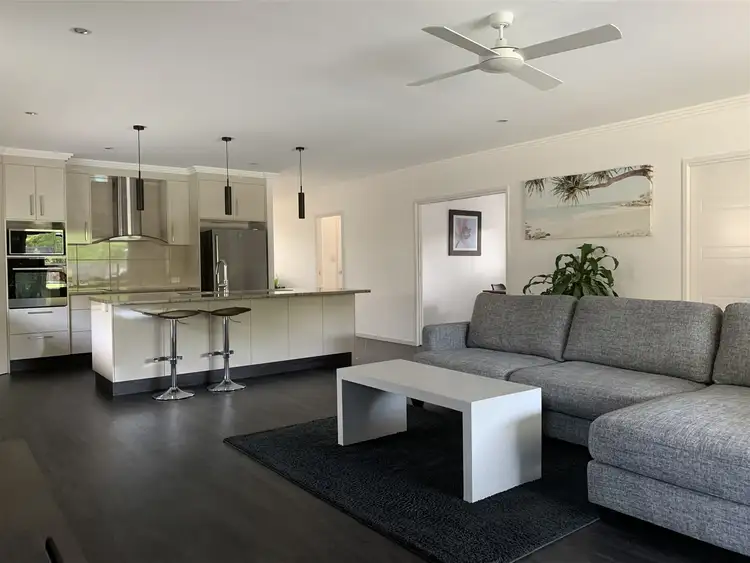 Sixth view of Homely house listing, 8 Katandra Street, Point Vernon QLD 4655