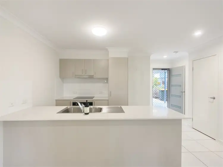 Fifth view of Homely townhouse listing, 5/10 Costalot Street, Oxley QLD 4075