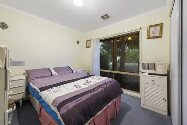 Sixth view of Homely house listing, 1 Dulcify Court, Keilor Downs VIC 3038