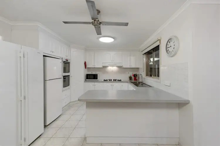 Fifth view of Homely house listing, 3 Prior Court, Delahey VIC 3037