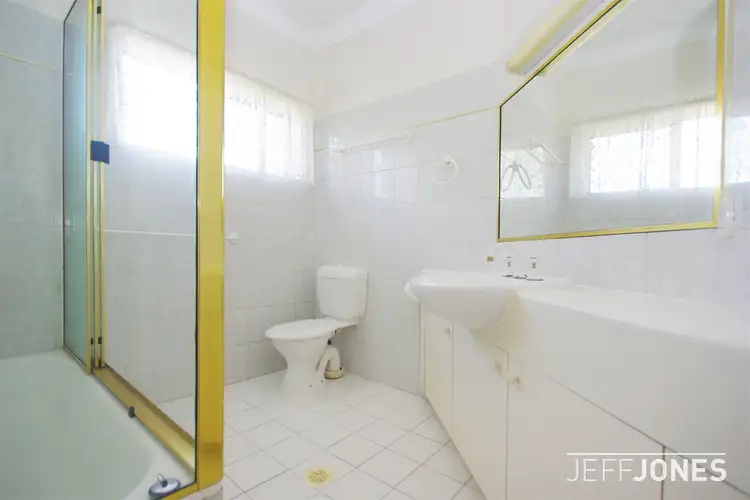 Sixth view of Homely apartment listing, 1/19 Miles Street, Hawthorne QLD 4171