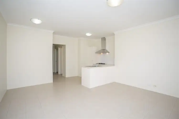 Sixth view of Homely villa listing, 3/17 WATTLE MEWS, Hocking WA 6065