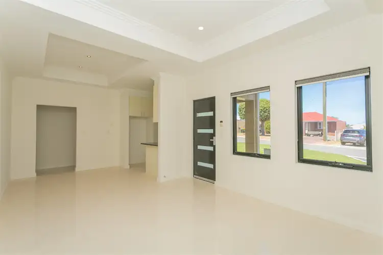 Seventh view of Homely house listing, 7A/Findon Crescent, Westminster WA 6061