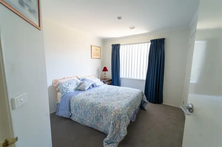 Main view of Homely house listing, 10 Fieldstone Boulevard, Beaconsfield VIC 3807
