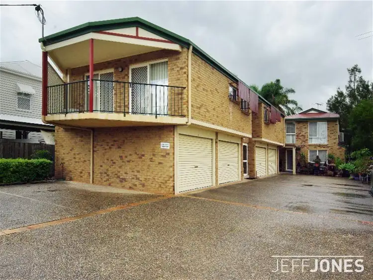 Main view of Homely unit listing, 2/32 Panitya Street, Greenslopes QLD 4120