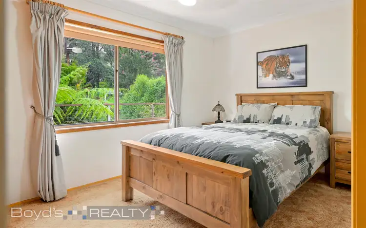 Fifth view of Homely house listing, 17 Garden Square, Faulconbridge NSW 2776