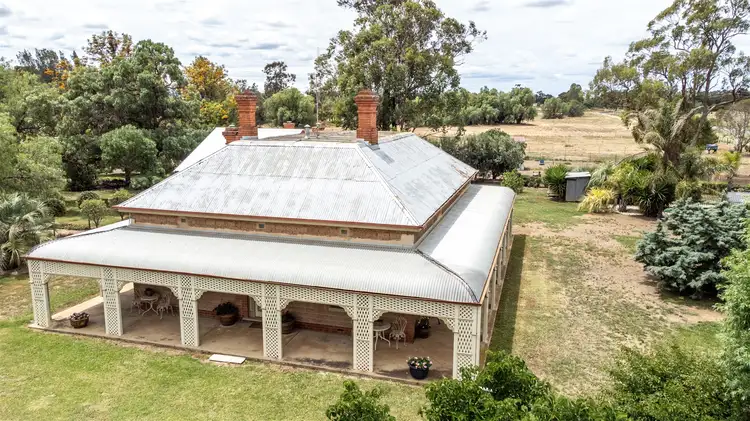 33 COOMA ROAD, Kyabram VIC 3620